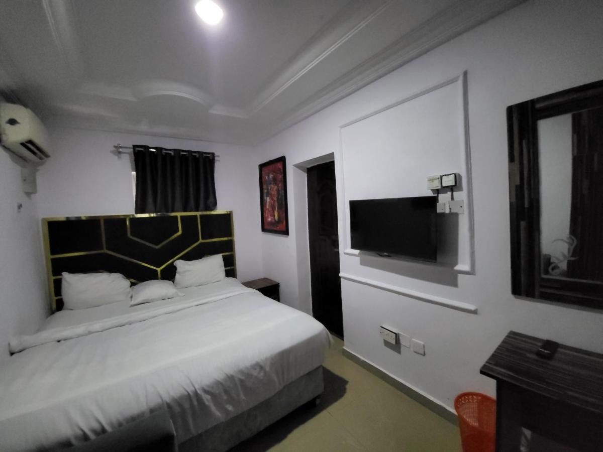 Villa Palazzo Hotel And Apartments Ikeja Ngoại thất bức ảnh